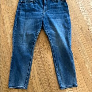 Women's Size 18M (34x32) Denizen from Levi's Blue Jeans High-Rise Ankle Skinny